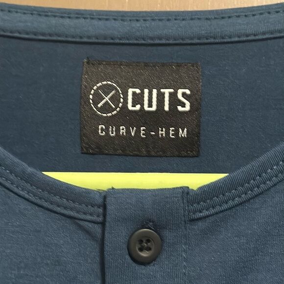 Cuts Clothing Men's Short Sleeve Curve Hem Crew NeckSignature Fit Tee-XL - Picture 4 of 6